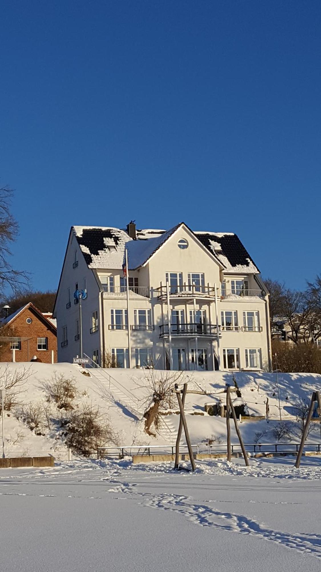 Lietzow Haus Seeblick Insel Rugen المظهر الخارجي الصورة